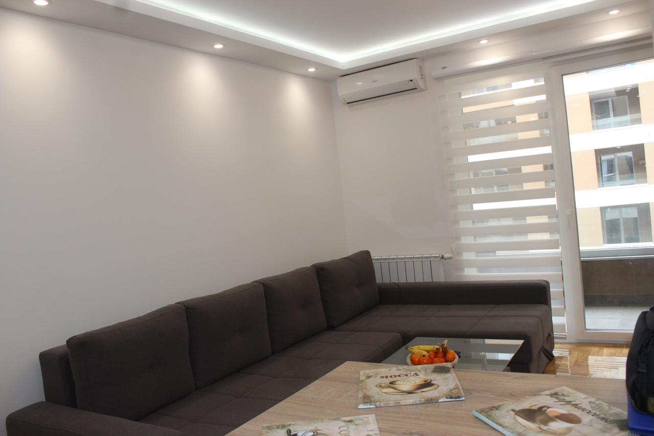 Smith Apartment